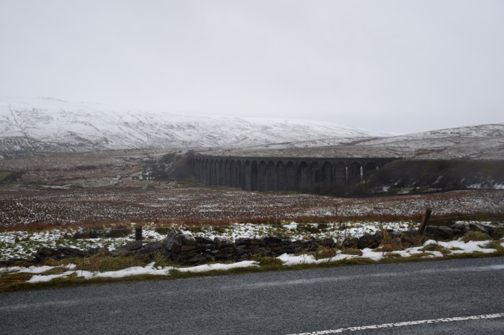 ribblehead-viaduct-bridge-yorkshire